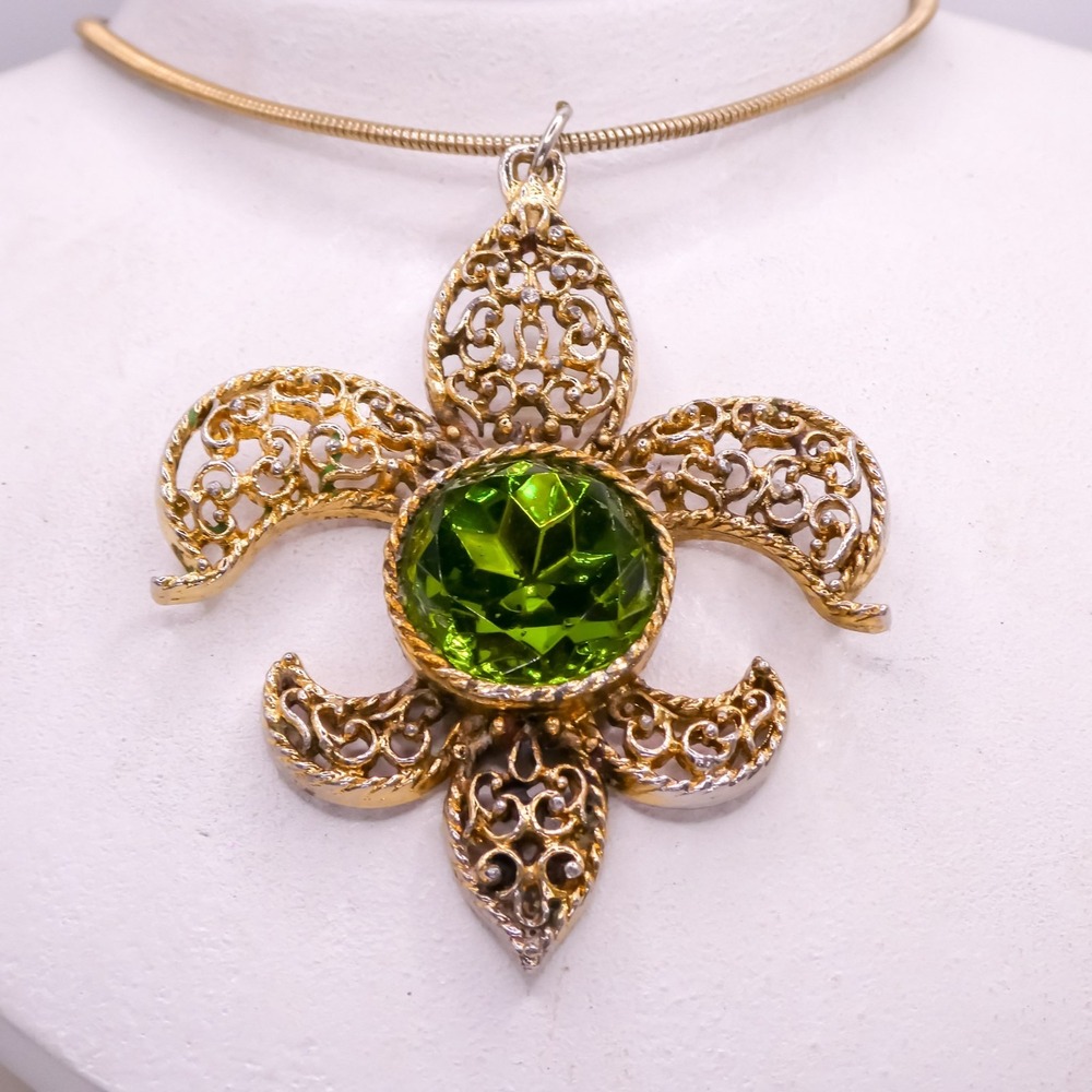 Vintage Fleur De Lis Green Rhinestone Goldtone Large 17" Pendant Necklace